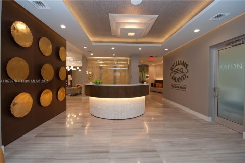 Condo in Aventura, Florida, 2 bedrooms  № 1404103 - photo 24