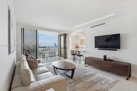 Condo in Aventura, Florida, 2 bedrooms  № 1404103 - photo 4