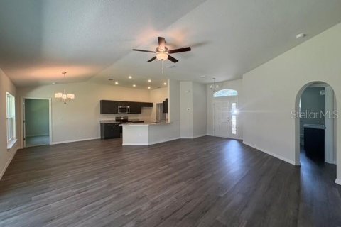 House in Ocala, Florida 3 bedrooms, 157 sq.m. № 2226665 - photo 12
