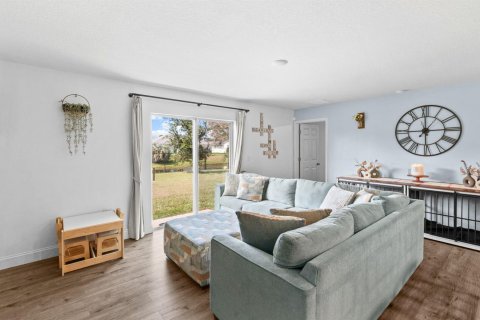 Casa en venta en Port St. Lucie, Florida, 4 dormitorios, 166.85 m2 № 2309105 - foto 11