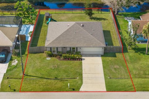 Casa en venta en Port St. Lucie, Florida, 4 dormitorios, 166.85 m2 № 2309105 - foto 2