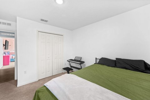 Casa en venta en Port St. Lucie, Florida, 4 dormitorios, 166.85 m2 № 2309105 - foto 20