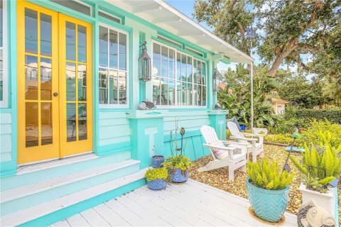 House in New Smyrna Beach, Florida 3 bedrooms, 195.09 sq.m. № 1342426 - photo 11