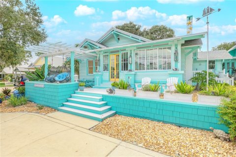 House in New Smyrna Beach, Florida 3 bedrooms, 195.09 sq.m. № 1342426 - photo 3