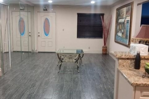 Villa ou maison à vendre à North Lauderdale, Floride: 3 chambres, 120.68 m2 № 2146953 - photo 6