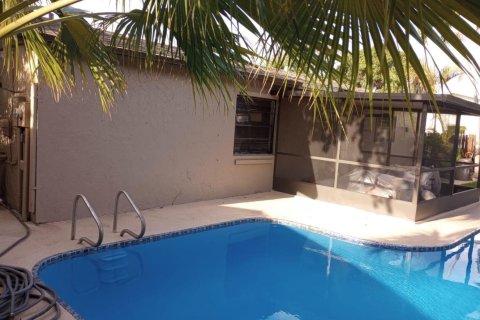 Villa ou maison à vendre à North Lauderdale, Floride: 3 chambres, 120.68 m2 № 2146953 - photo 26