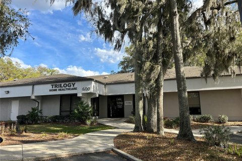 Commercial property in Ocala, Florida 778.52 sq.m. № 2330639