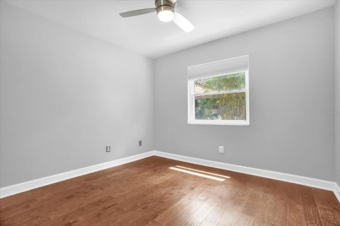 Casa en venta en Orlando, Florida, 3 dormitorios, 154.5 m2 № 1911997 - foto 15