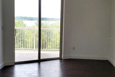 Condo in Orlando, Florida, 3 bedrooms  № 1885189 - photo 9
