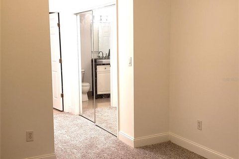 Condo in Orlando, Florida, 3 bedrooms  № 1885189 - photo 24