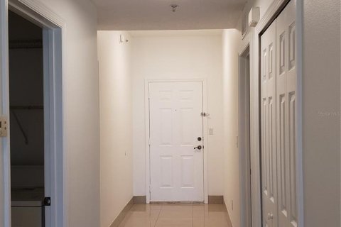 Condo in Orlando, Florida, 3 bedrooms  № 1885189 - photo 6