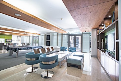 Снять в аренду квартиру в Майами, Флорида 2 спальни, 102.19м2, № 1970602 - фото 30