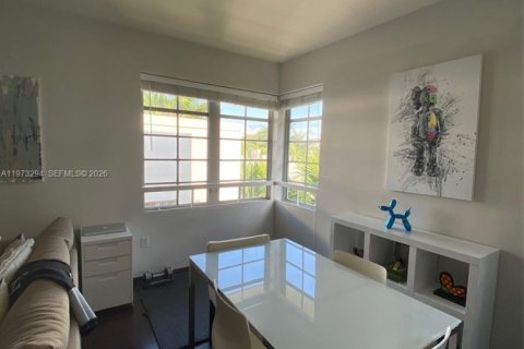 Copropriété à vendre à Miami Beach, Floride: 1 chambre, 55.37 m2 № 2033887 - photo 4