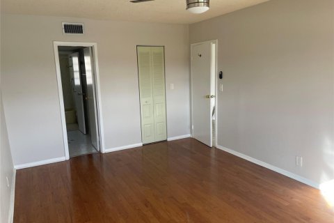 Studio in the Condo in Margate, Florida  № 2154700 - photo 9