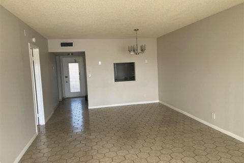 Studio in the Condo in Margate, Florida  № 2154700 - photo 18