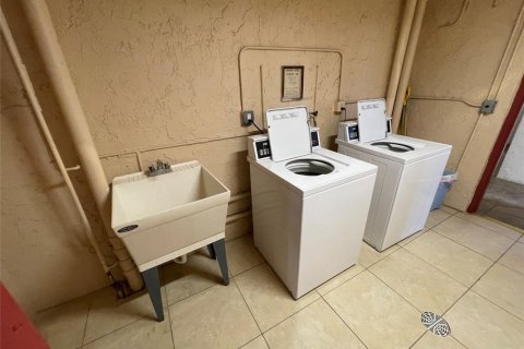 Studio in the Condo in Margate, Florida  № 2154700 - photo 23