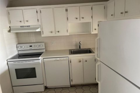 Studio in the Condo in Margate, Florida  № 2154700