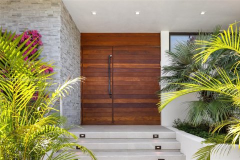 Casa en venta en Miami Beach, Florida, 4 dormitorios, 336.58 m2 № 2058585 - foto 5