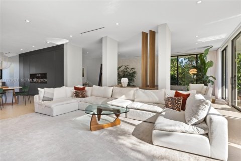 Casa en venta en Miami Beach, Florida, 4 dormitorios, 336.58 m2 № 2058585 - foto 6