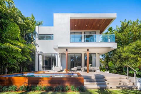 Casa en venta en Miami Beach, Florida, 4 dormitorios, 336.58 m2 № 2058585 - foto 2