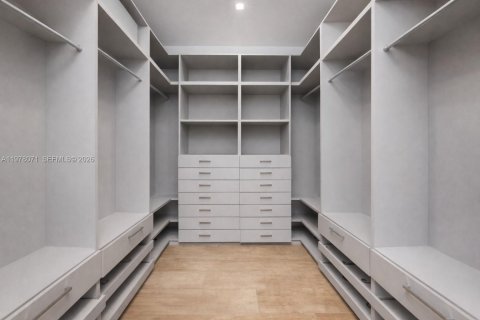 Casa en venta en Miami Beach, Florida, 4 dormitorios, 336.58 m2 № 2058585 - foto 29