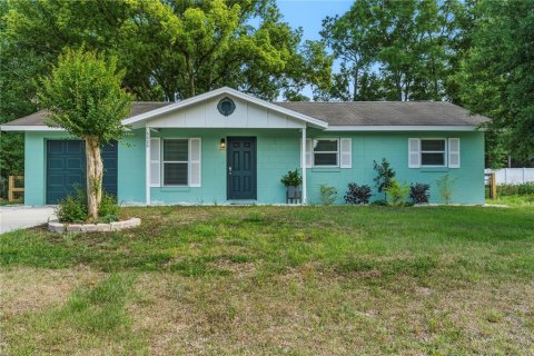 Villa ou maison à Ocala, Floride 3 chambres, 91.79 m2 № 2198925