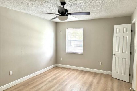 Condo in Orlando, Florida, 2 bedrooms  № 1820611 - photo 26