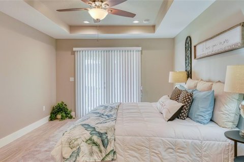 House in Palm Coast, Florida 3 bedrooms, 139.54 sq.m. № 1906811 - photo 9