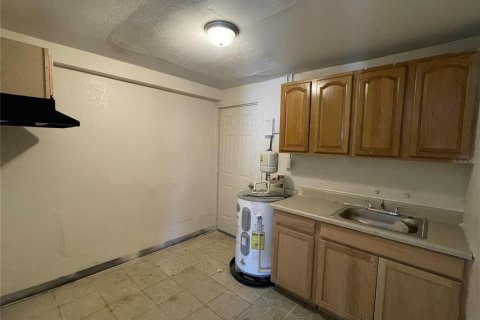 Apartamento en alquiler en Lake Wales, Florida, 2 dormitorios, 55.74 m2 № 1750634 - foto 3