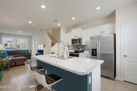 Villa ou maison à vendre à Orange Park, Floride: 2 chambres, 103.03 m2 № 829504 - photo 1