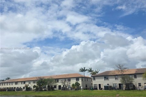 Adosado en venta en Homestead, Florida, 4 dormitorios, 180.79 m2 № 2058864 - foto 10