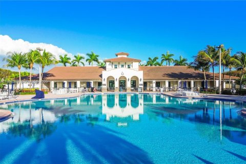 Adosado en venta en Homestead, Florida, 4 dormitorios, 180.79 m2 № 2058864 - foto 2