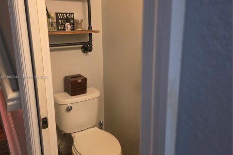 Adosado en venta en Homestead, Florida, 4 dormitorios, 180.79 m2 № 2058864 - foto 21
