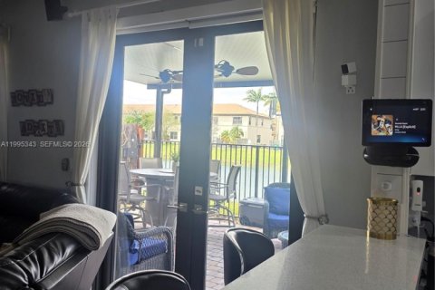 Adosado en venta en Homestead, Florida, 4 dormitorios, 180.79 m2 № 2058864 - foto 16