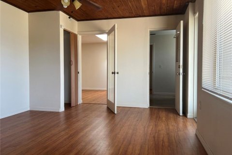 House in Sanford, Florida 4 bedrooms, 184.5 sq.m. № 1846711 - photo 24
