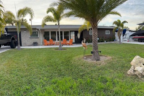 Villa ou maison à vendre à Saint Petersburg, Floride: 4 chambres, 151.06 m2 № 1901825 - photo 3