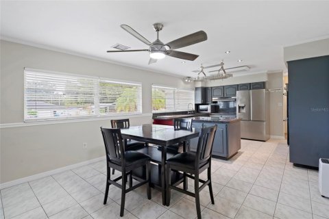 Villa ou maison à vendre à Valrico, Floride: 3 chambres, 228.08 m2 № 1918942 - photo 8