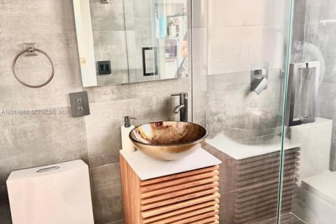 Appartement à louer à Hallandale Beach, Floride: 3 chambres, 117.99 m2 № 2075885 - photo 7