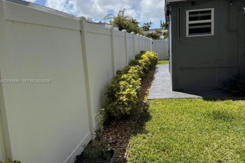 Appartement à louer à Hallandale Beach, Floride: 3 chambres, 117.99 m2 № 2075885 - photo 15