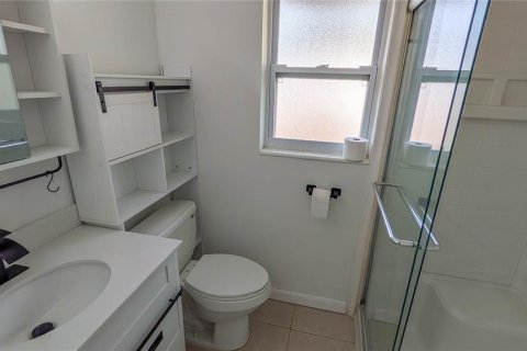 Купить коммерческую недвижимость в Ларго, Флорида 4 спальни, 147.9м2, № 2132398 - фото 11