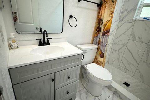 House in Brooksville, Florida 2 bedrooms, 172.98 sq.m. № 2105083 - photo 25
