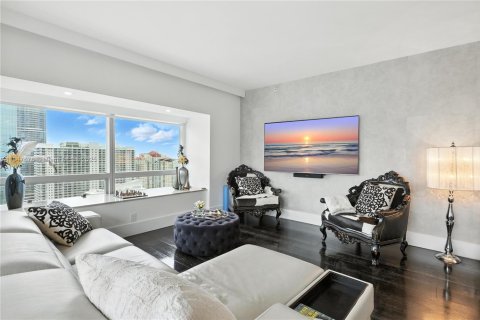 Condominio en venta en Miami, Florida, 2 dormitorios, 162.3 m2 № 1848260 - foto 11