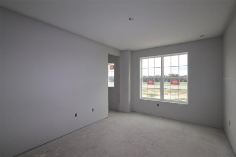 House in Apopka, Florida 5 bedrooms, 457.82 sq.m. № 1906966 - photo 4