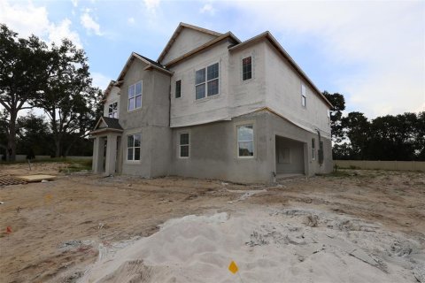 House in Apopka, Florida 5 bedrooms, 457.82 sq.m. № 1906966 - photo 2