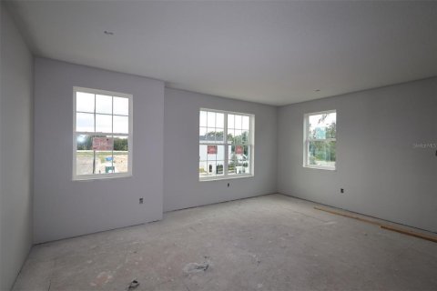 House in Apopka, Florida 5 bedrooms, 457.82 sq.m. № 1906966 - photo 5