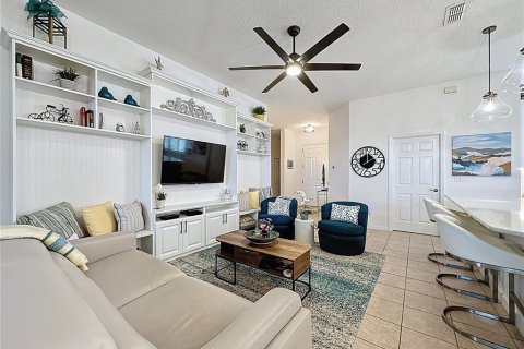 House in Groveland, Florida 3 bedrooms, 153.38 sq.m. № 1612652 - photo 9