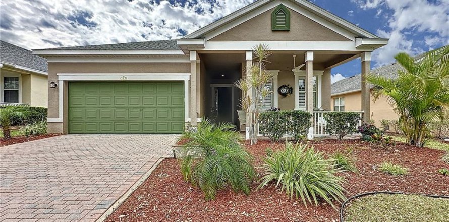 House in Groveland, Florida 3 bedrooms, 153.38 sq.m. № 1612652