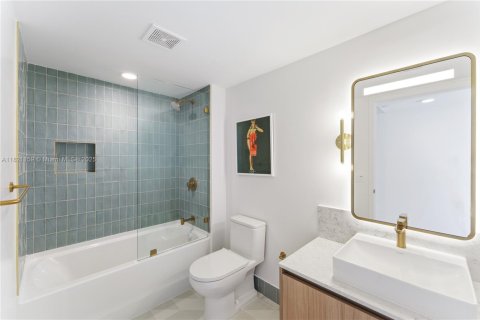 Condominio en venta en Miami, Florida, 3 dormitorios, 114.27 m2 № 1888747 - foto 30