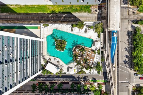 Condominio en venta en Miami, Florida, 3 dormitorios, 114.27 m2 № 1888747 - foto 4