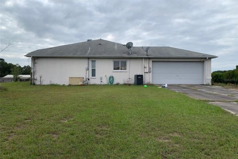 Villa ou maison à vendre à Floral City, Floride: 3 chambres, 151.9 m2 № 2102765 - photo 2